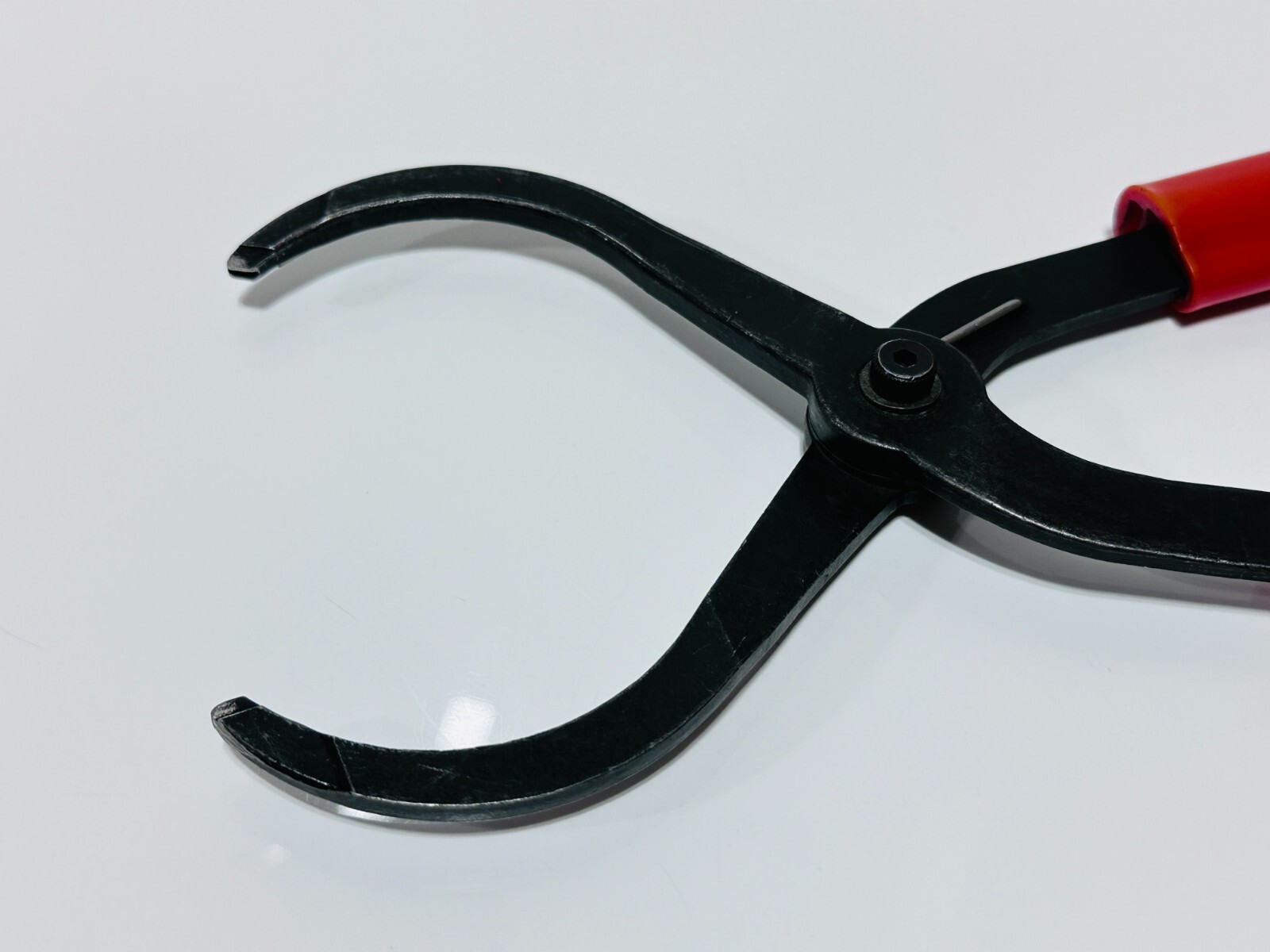 SP Tools USA Made 81200 Valve Adjustment Pliers Tool – Red Grip