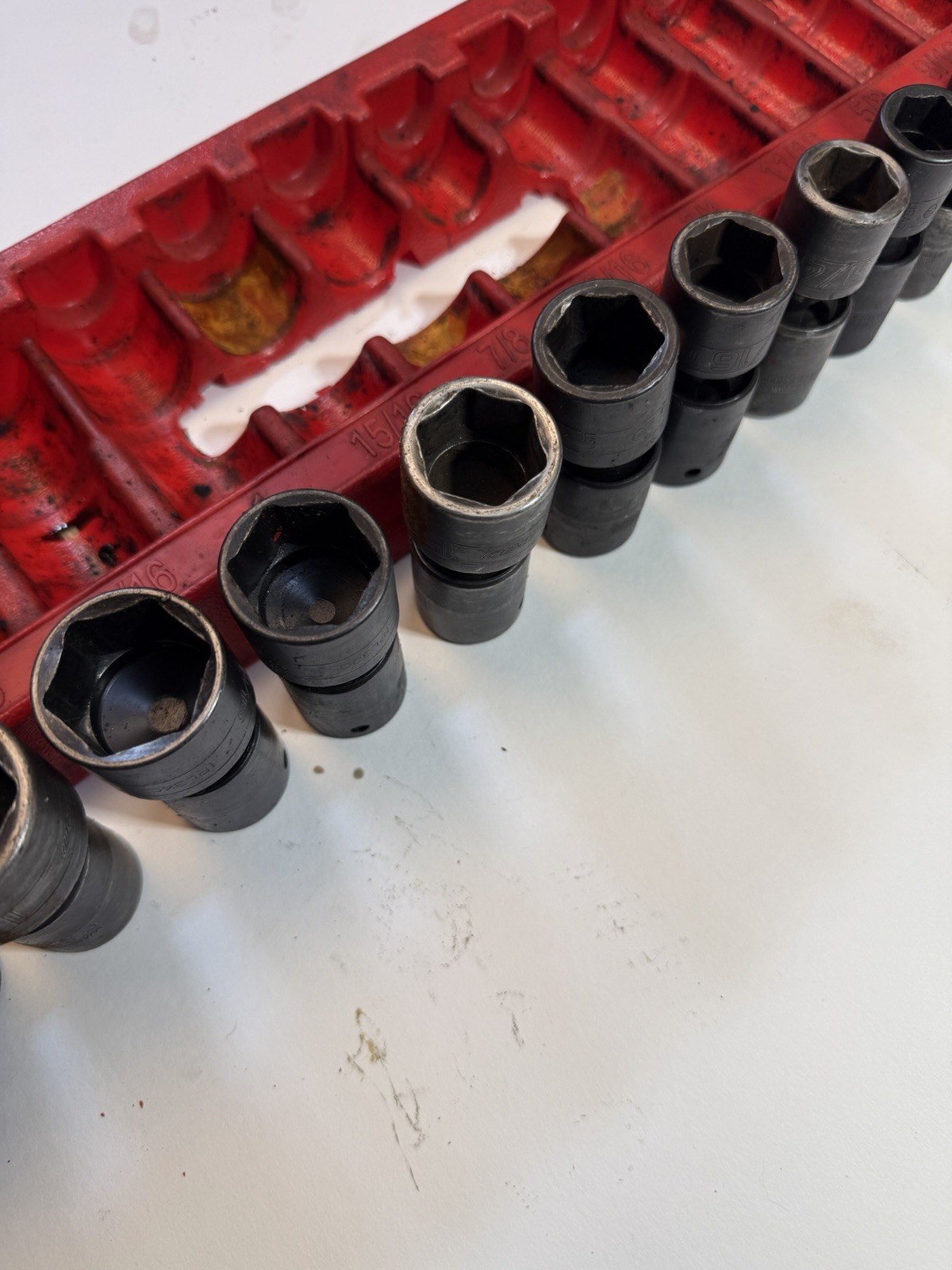 Snap On 12 Piece SAE 1/2” Shallow Swivel Impact Socket Set