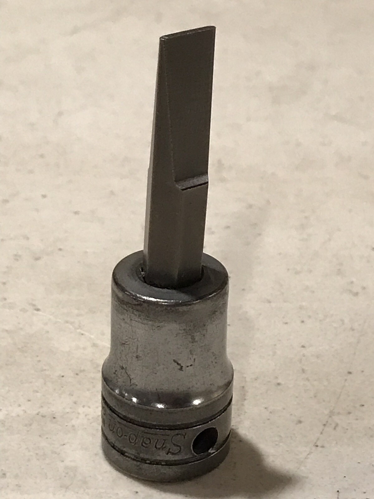 VINTAGE SNAP ON 1/2″ DRIVE FLAT TIP SOCKET DRIVER SW-284