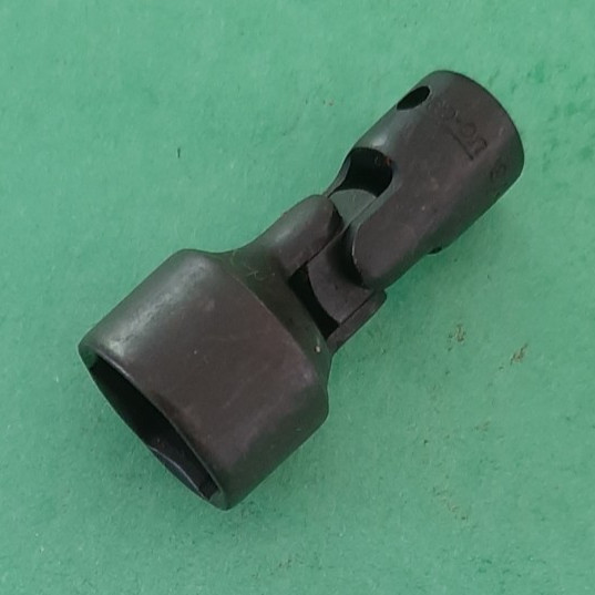 Snap-on 1/4″ Drive 9/16″ 6pt Point Swivel Socket GTMUS181 Industrial Finish