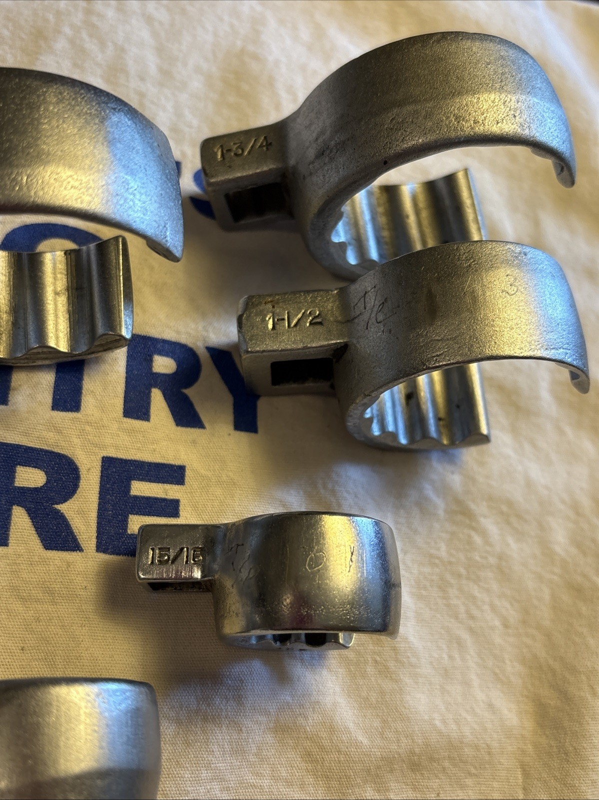 Vintage USA Loc-Rite 1/2″ Drive 12pt 9pc 15/16″ – 1-15/16″ Crowfoot Wrench Set