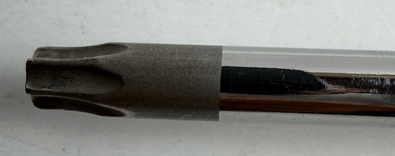 Snap-on T30 Torx Red Instinct Soft Grip 8-7/8″ Long Screwdriver SGDTX430B Red
