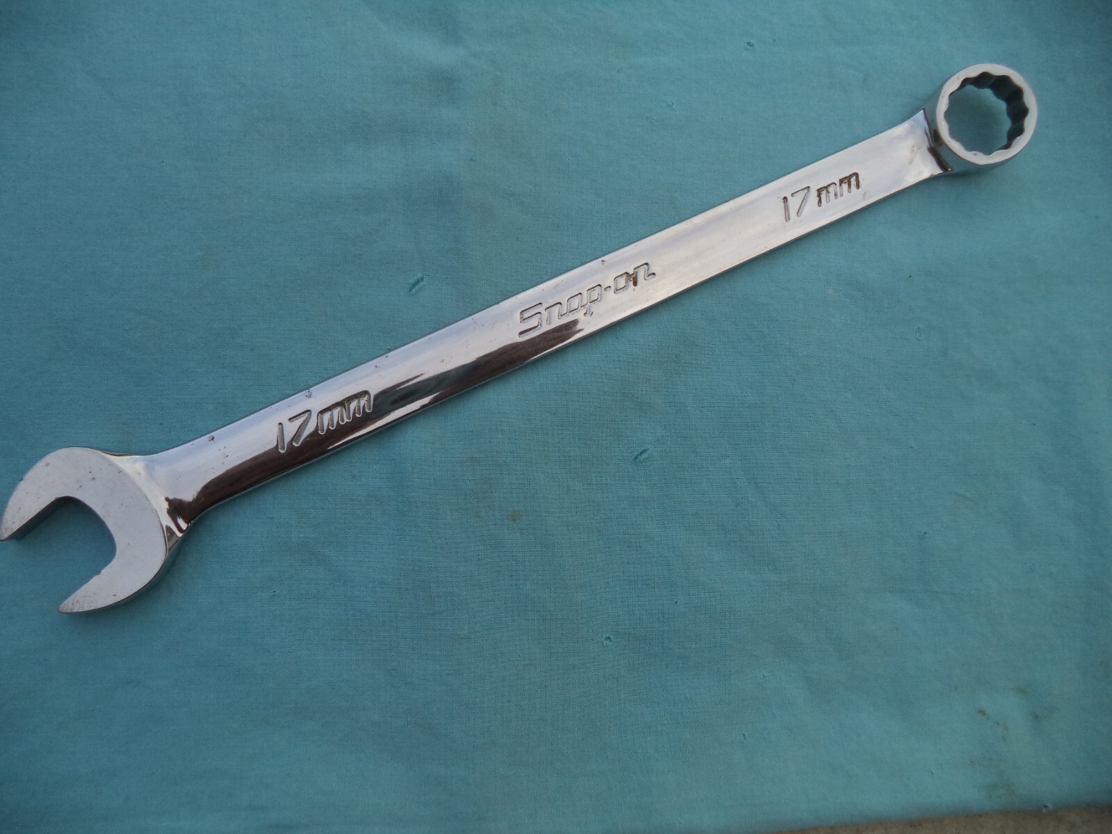 Snap-On Metric 12 Point 17mm Open Box End Combination Wrench #OEXM170B MiNT !