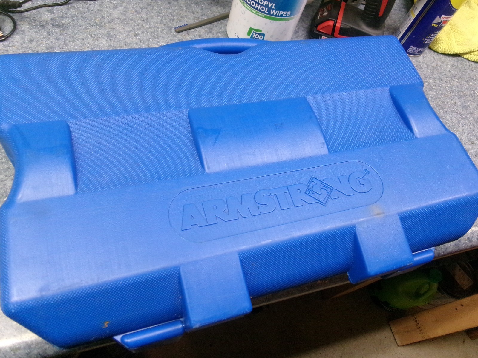 Armstrong Tools USA 33-Piece 3/8″ Drive Socket Set with Foam + Case No 15-320