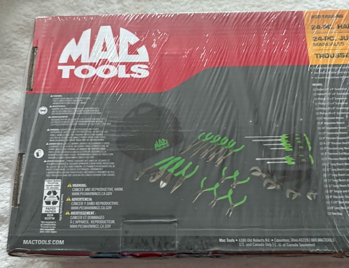 Mac Tools 24 Pc. Tool Set w/Storage Bag (Green)