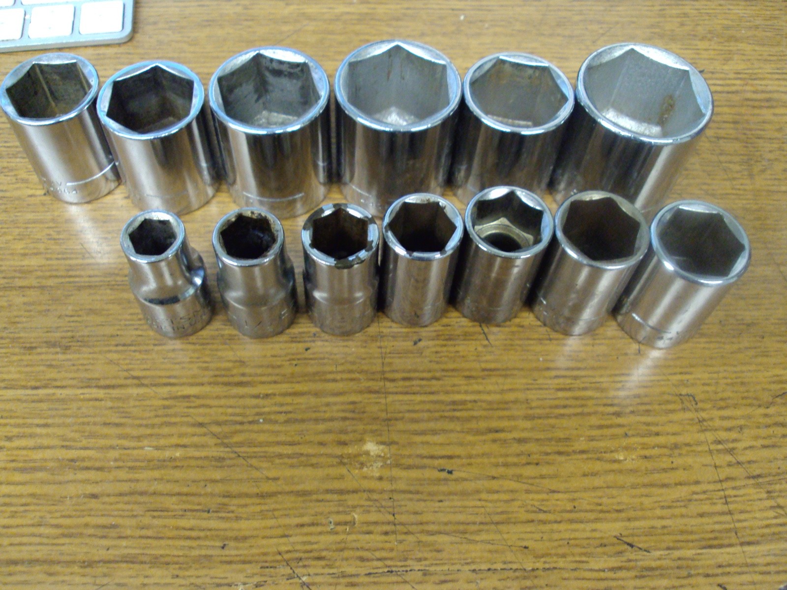Craftsman USA 30 Piece 1/2″ Drive 6-Point SAE Sockets Wrench Extension