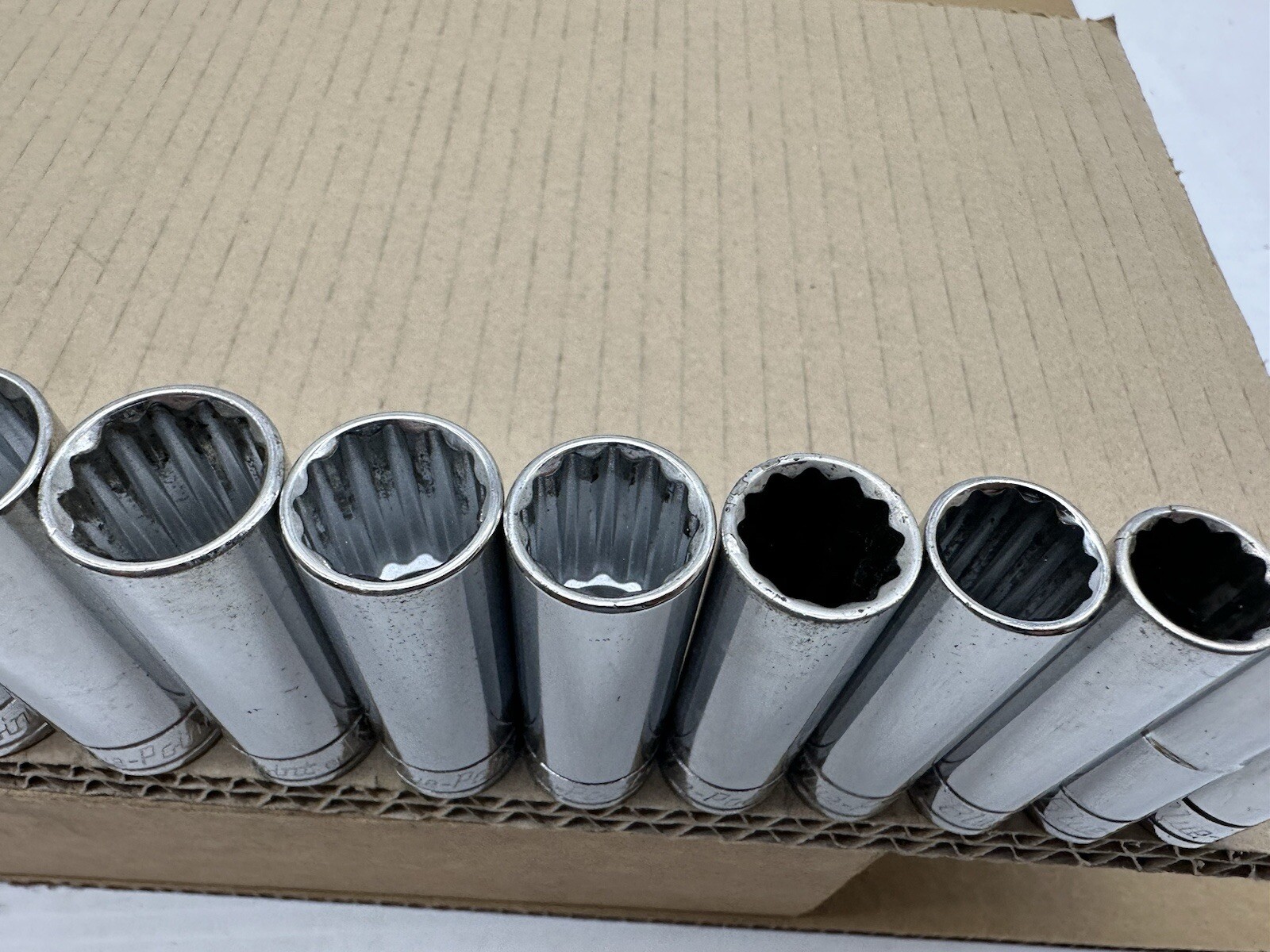 Blue-Point 3/8″ Drive 12 Point 15 Piece Deep Long Socket Set 10mm-24mm VGUC