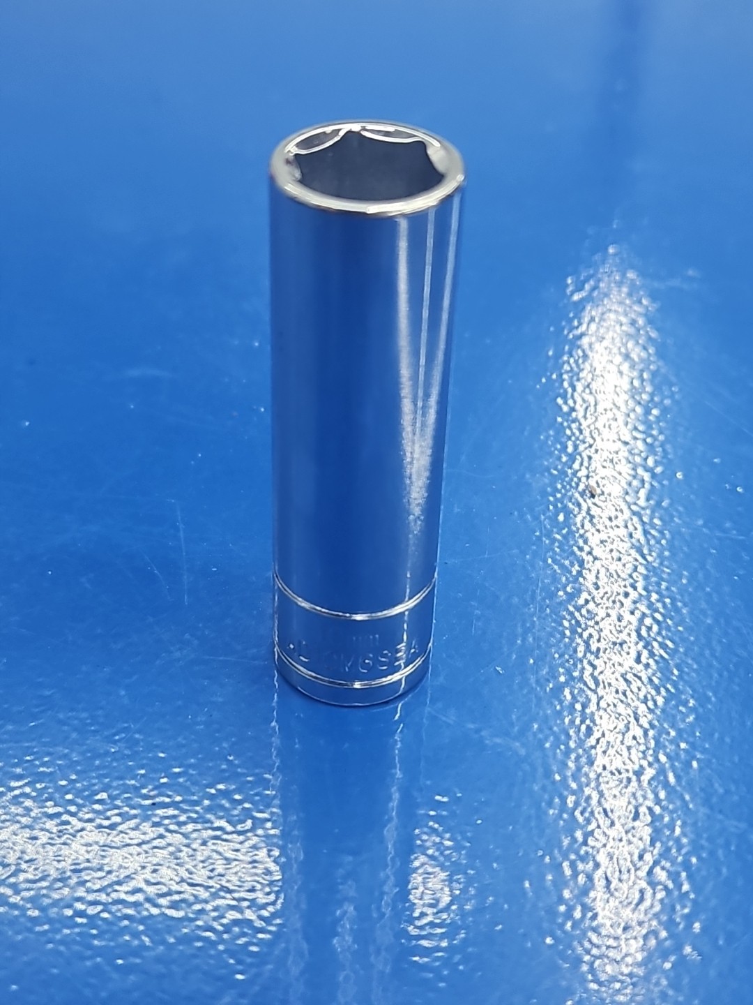 MATCO TOOLS «SILVER EAGLE» AD10M6SEA, 10MM. SOCKET, 2″ DEEP, 6 POINT.