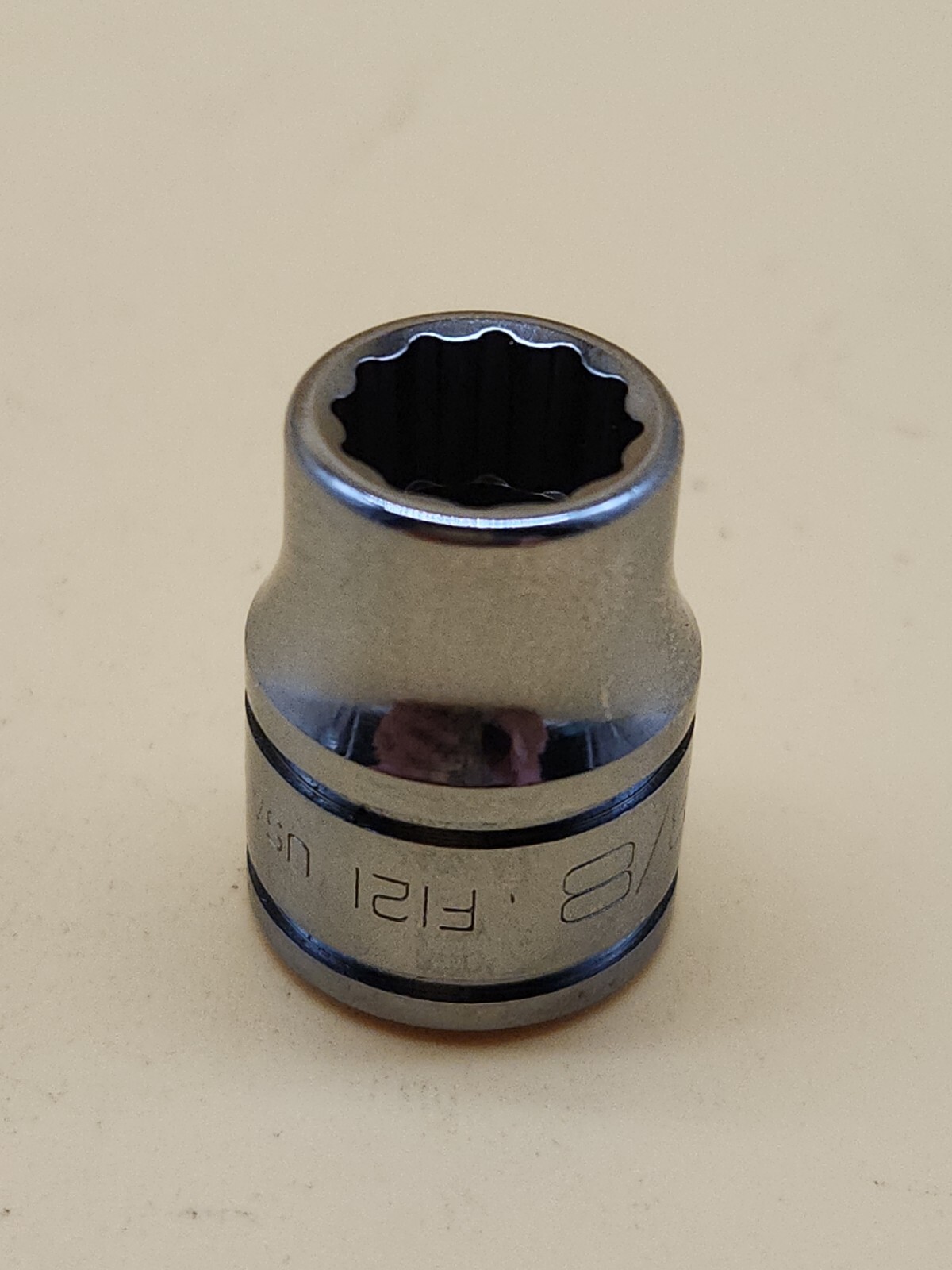 Snap-on Tools F121 3/8″ Drive 3/8″ SAE 12 point Shallow Chrome Socket USA