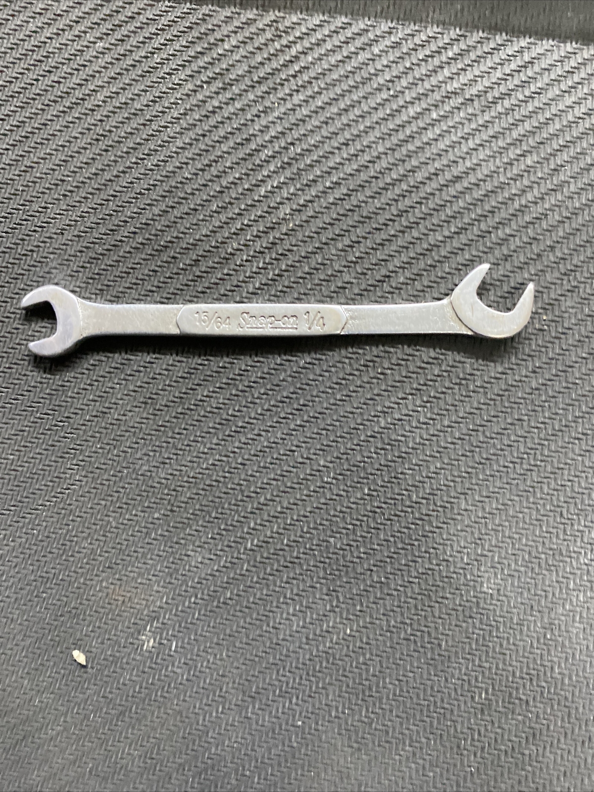 Snap On Tool USA 15/64″-1/4″ SAE 15°/ 60° Offest Open End Ignition Wrench DS1516