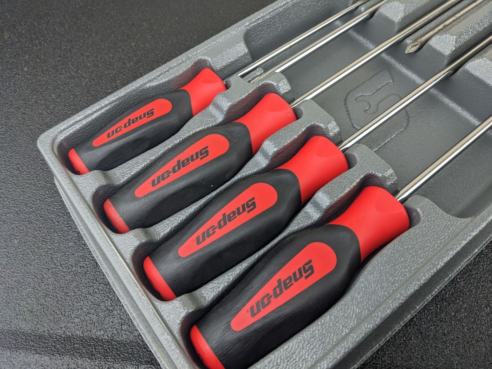 #bo456 Snap-on RED Instinct Soft Handled 8pc Cabinet Screwdriver Set SGDXL80B