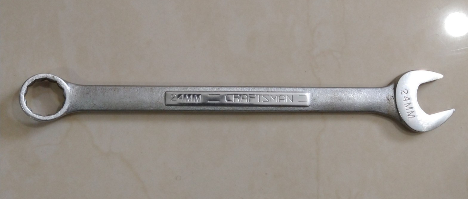 CRAFTSMAN TOOLS USA V42923, 24MM. COMBINATION WRENCH, 12.5″ LONG, 12 POINT.