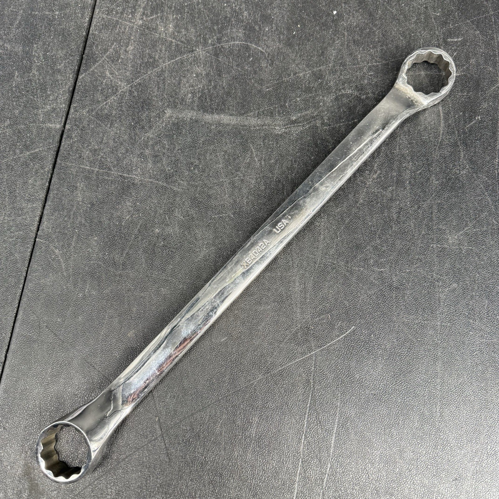 Snap On Tools XB4042A 1-1/4″ X 1-5/16″ 12 Point SAE 10* Offset Box End Wrench