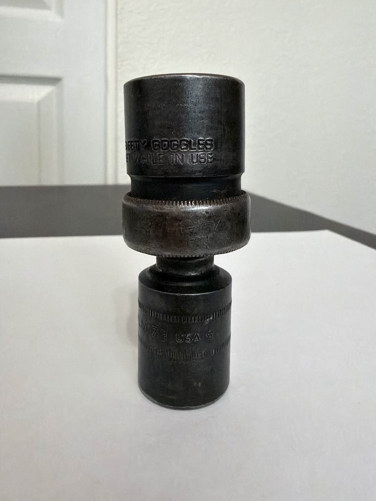Snap on IPLM17B 1/2″ Drive 6 Point Metric 17mm Swivel Impact Socket USA