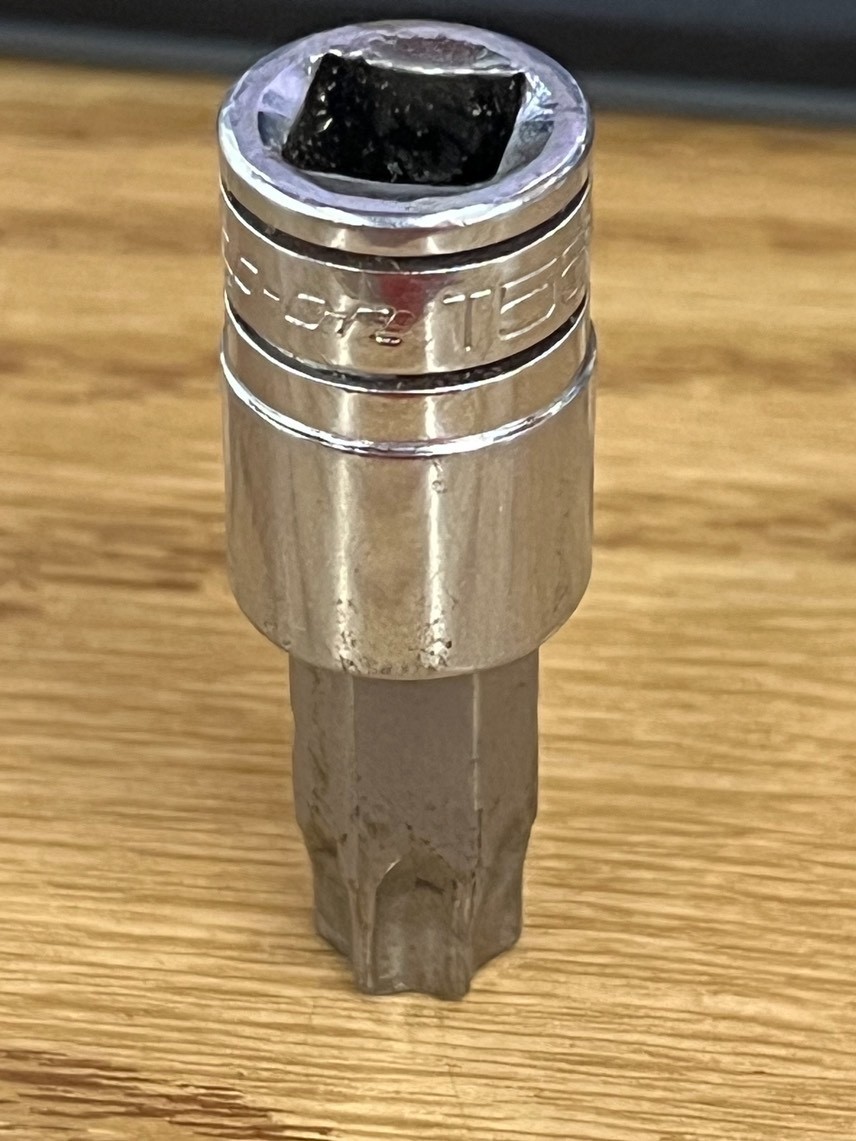 SNAP-ON FTX55E 3/8″ Drive T55 Torx Bit Driver Socket