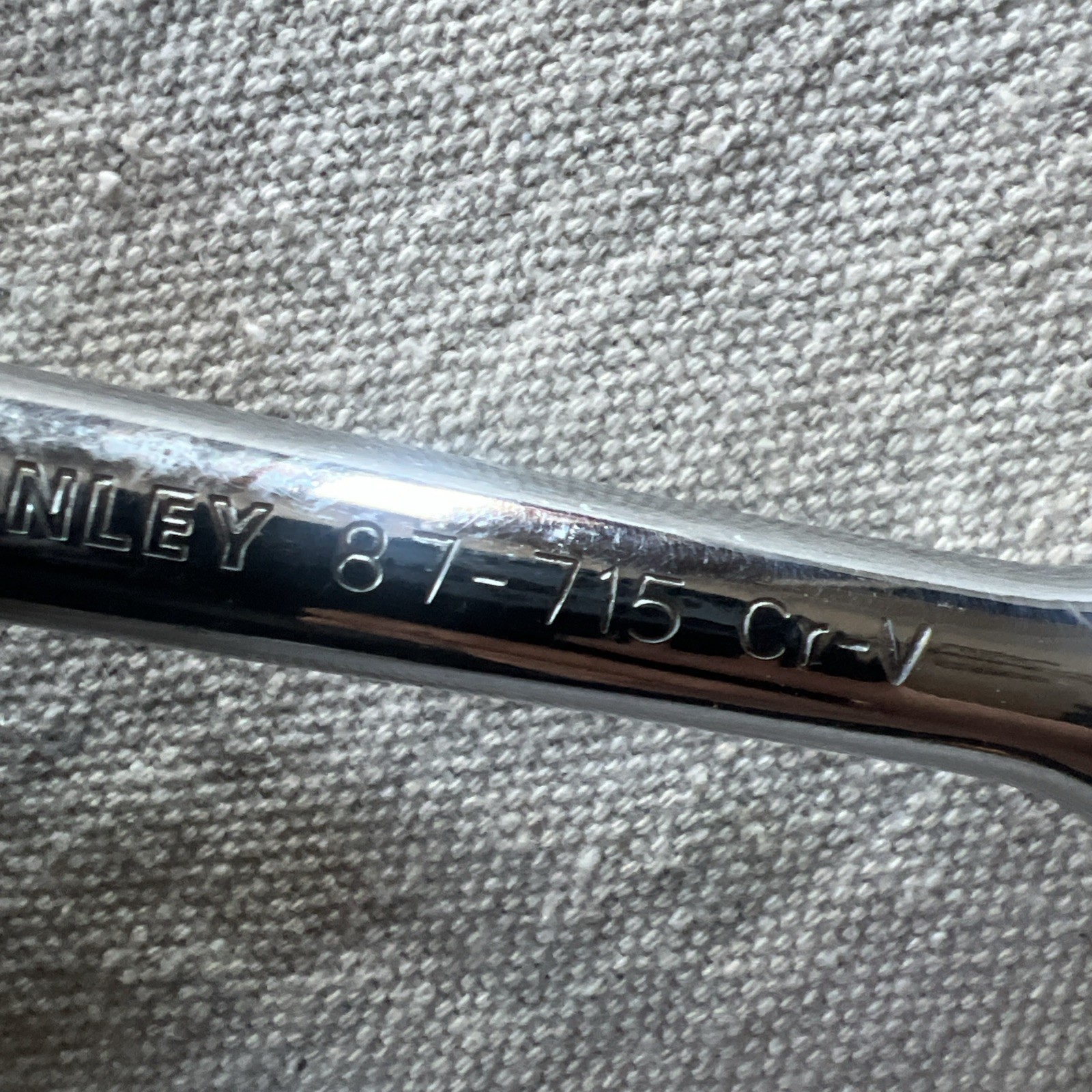 Stanley 3/8″ Drive Thumb Wheel Socket Knurled Grip Ratchet 7.75″ 87-715