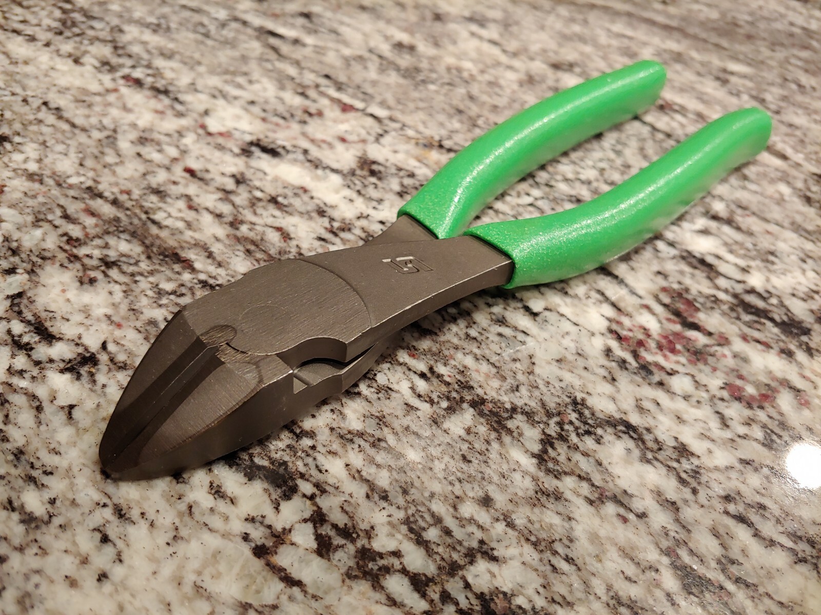 Snapon Tools 8″ Vector Edge High Leverage Diagonal Cutter Pliers – GREEN
