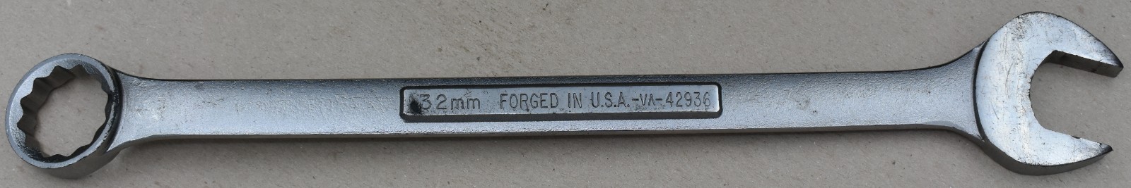CRAFTSMAN USA -VA- 42936, 32MM METRIC, 12-POINT, OPEN/BOX END COMBINATION WRENCH
