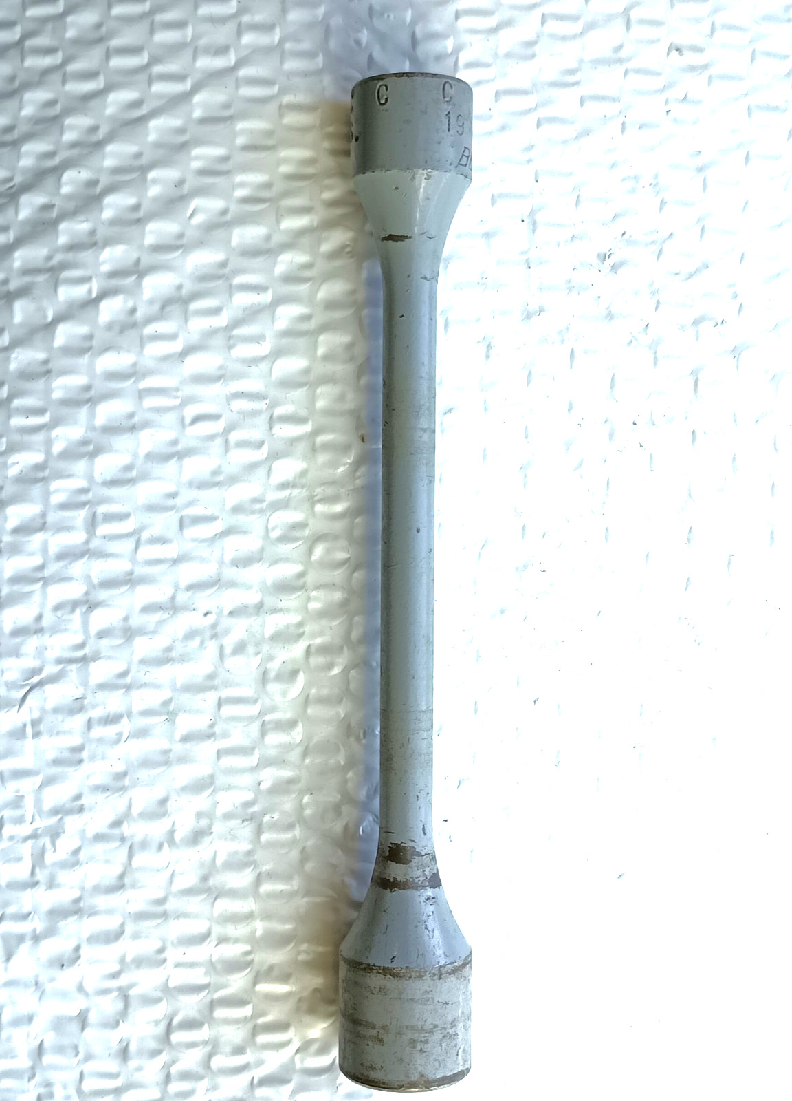BLUE POINT 1/2″ DRIVE, 19MM. 100FT.LB. TORQUE LIMITING EXTENSION/BAR. 8.6″ LONG.