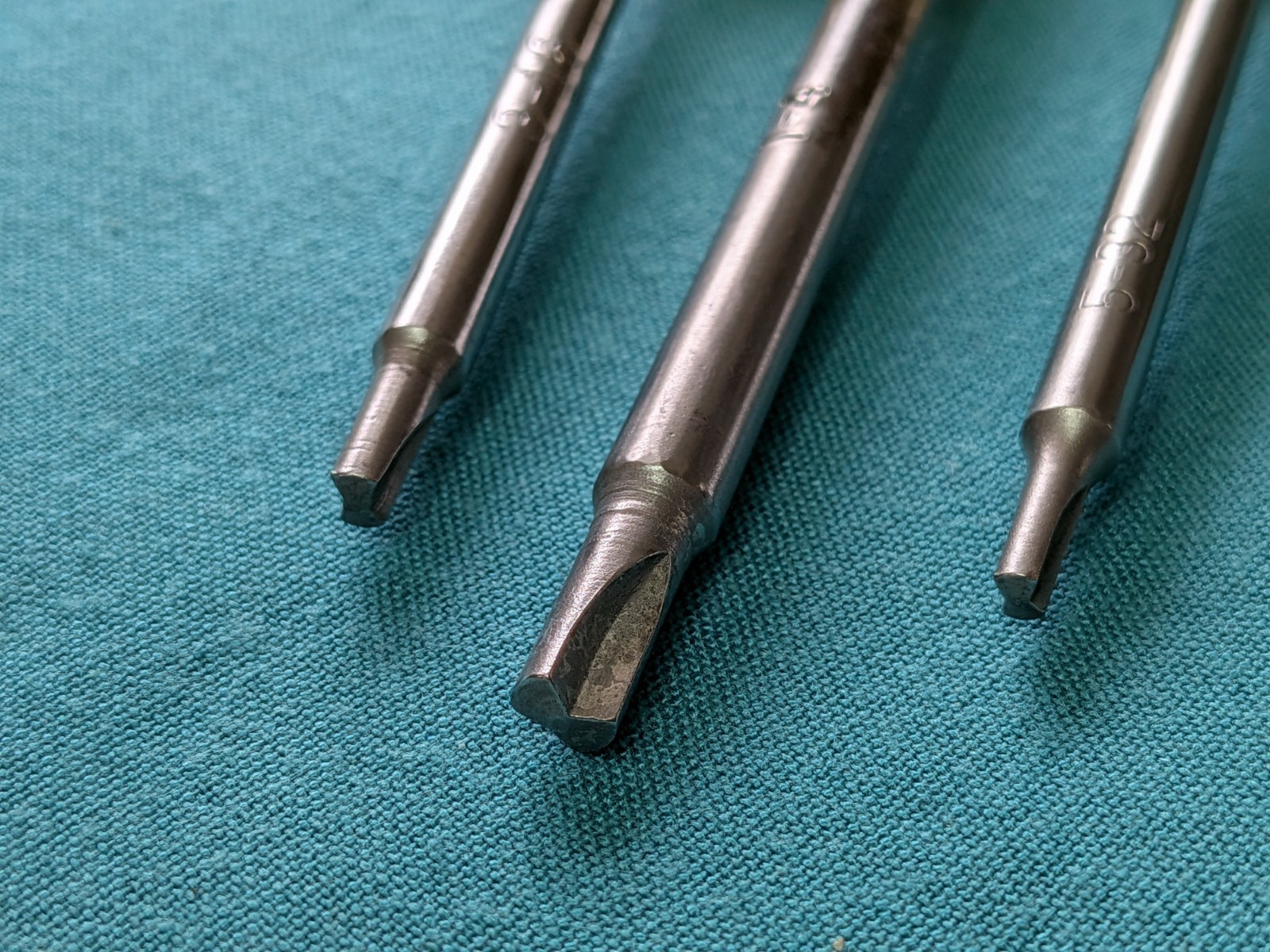 Vintage CRESCENT USA Set of 3 Clutch Head (Bow Tie) Screwdrivers 1/4, 3/16, 5/32