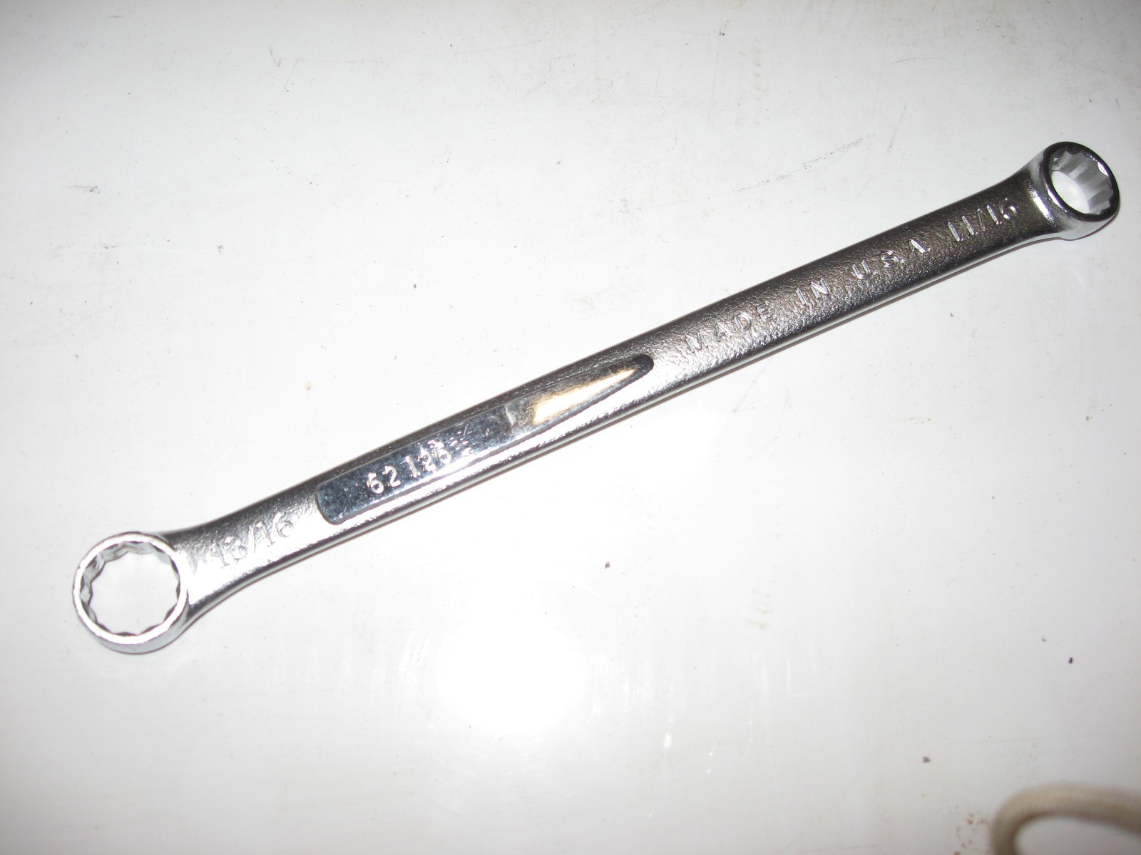 NEW 11/16″ x 13/16″ 12-pt BOX END WRENCH, 15-degree OFFSET, EASCO # 62126