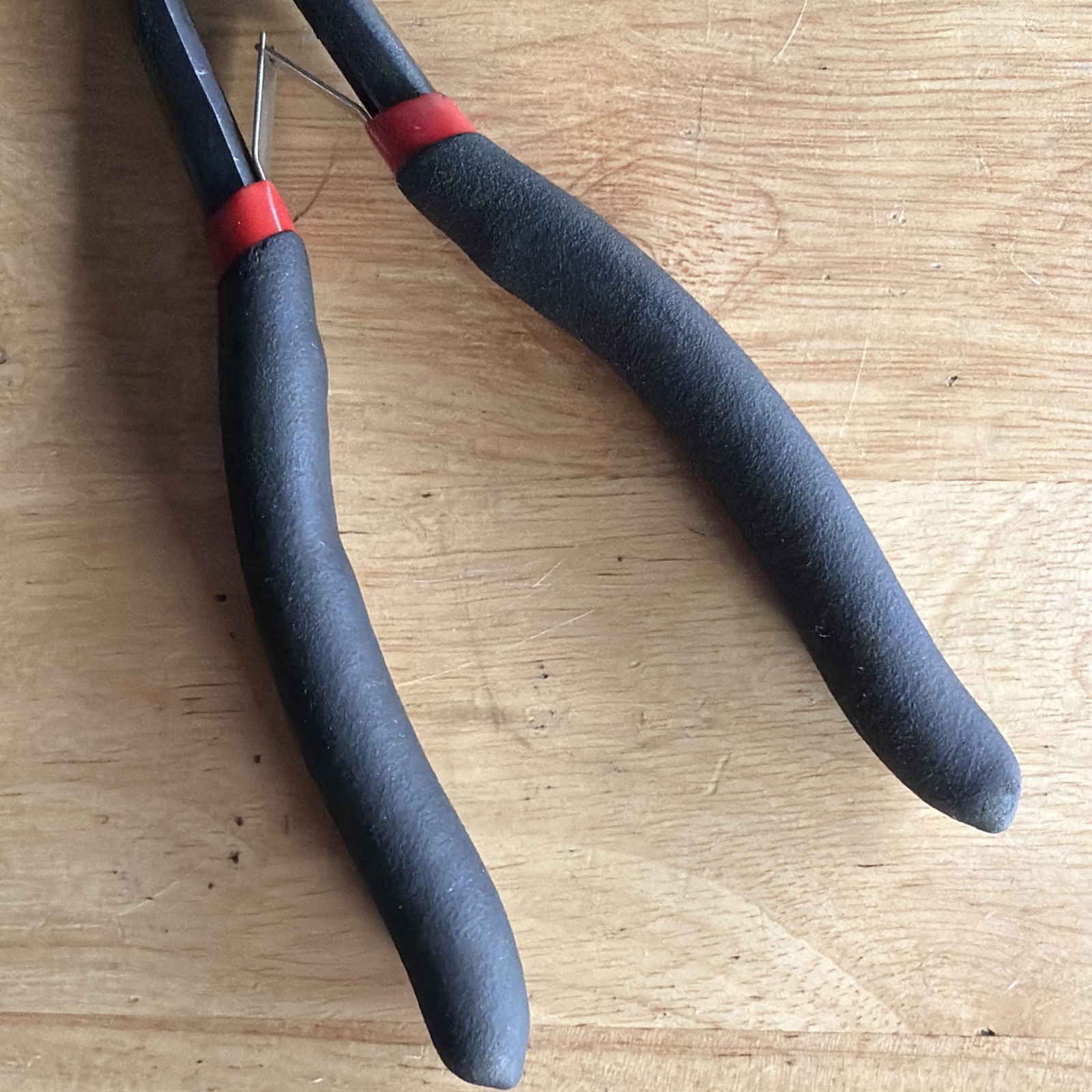 Mac Tools 3/4″ Long Reach Hose Gripping Pliers 11″ Long Black Handle P11LRGL