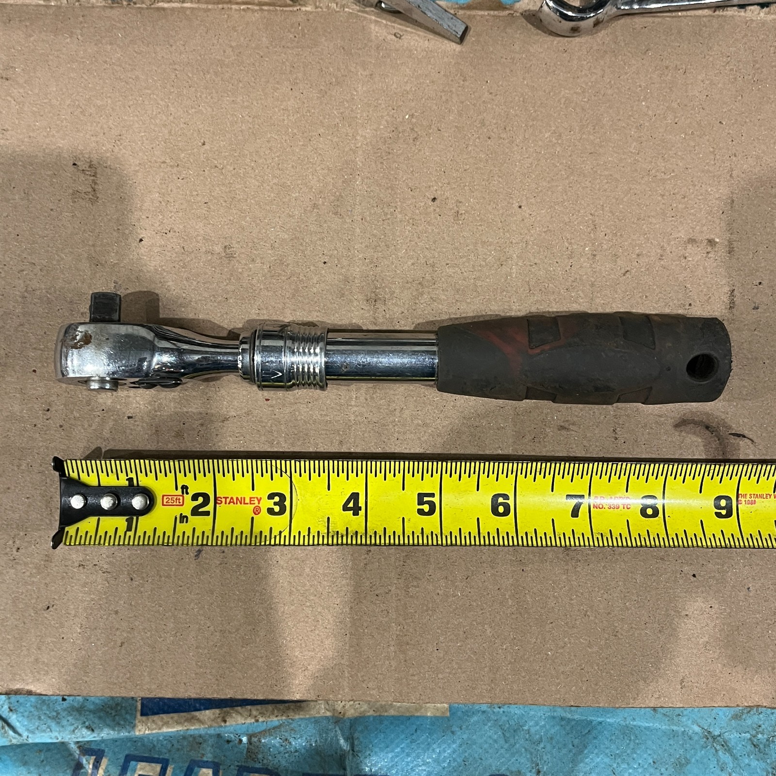 Unbranded 3/8″ Drive Ratchet Wrench Extending Metal Handle 9”-13”