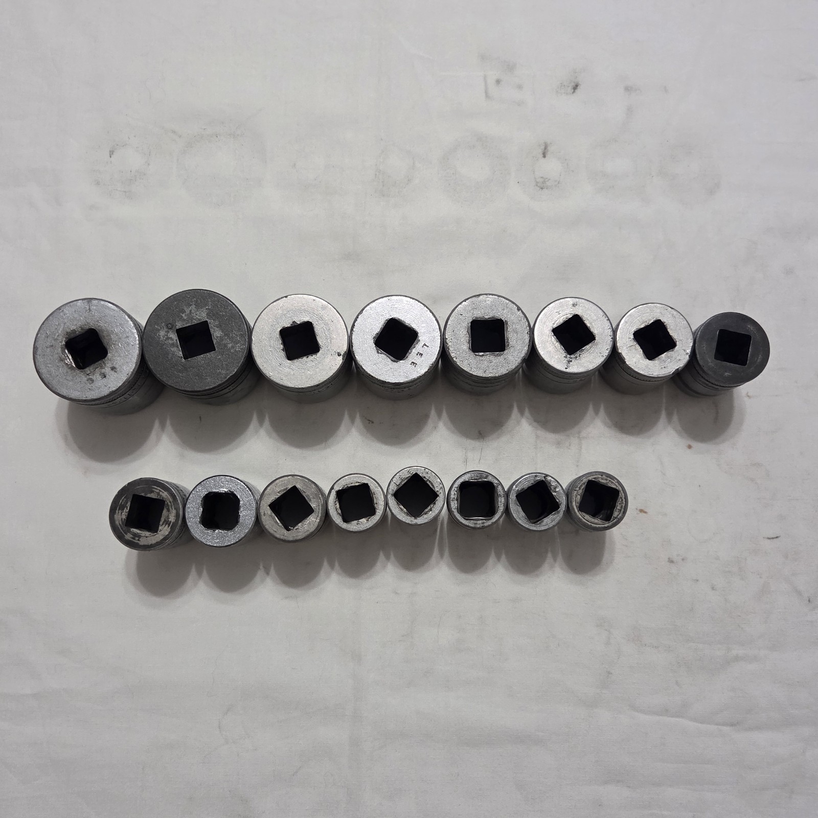 Vintage SK Tools 16pc 7/16″ to 1-1/4″ 12pt SAE Socket Set 1/2″ Drive Made In USA