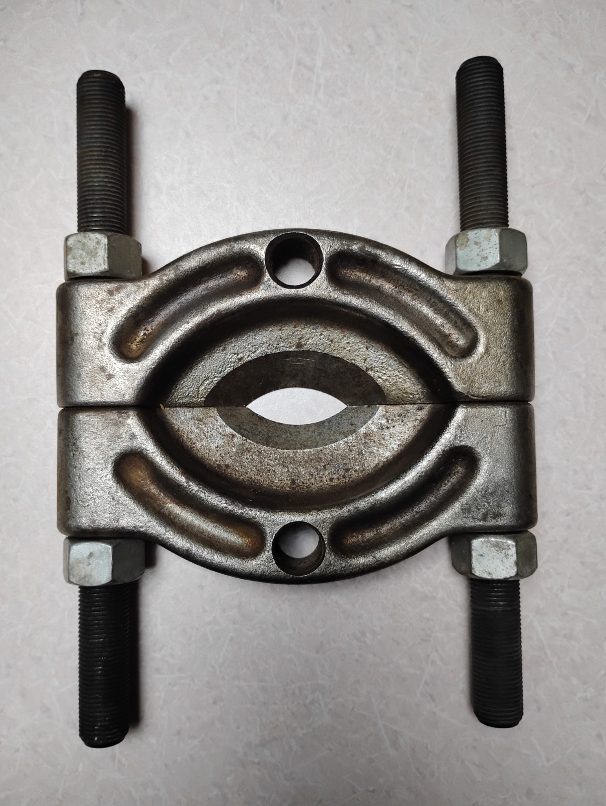 K-D Tools Bearing, Gear, Pulley Seperator 2264 medium, 4-1/4″ opening
