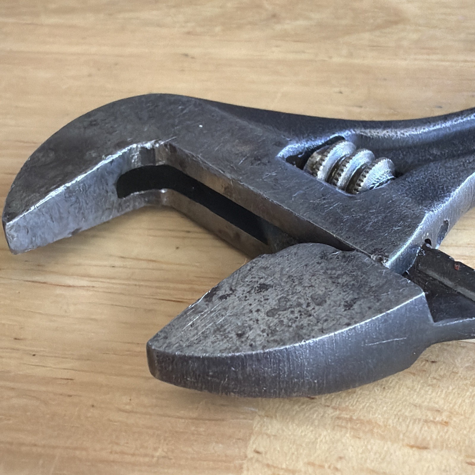 Proto Tools 6″ Adjustable Wrench Clik-Stop Black Oxide Finish 150mm 706SL USA