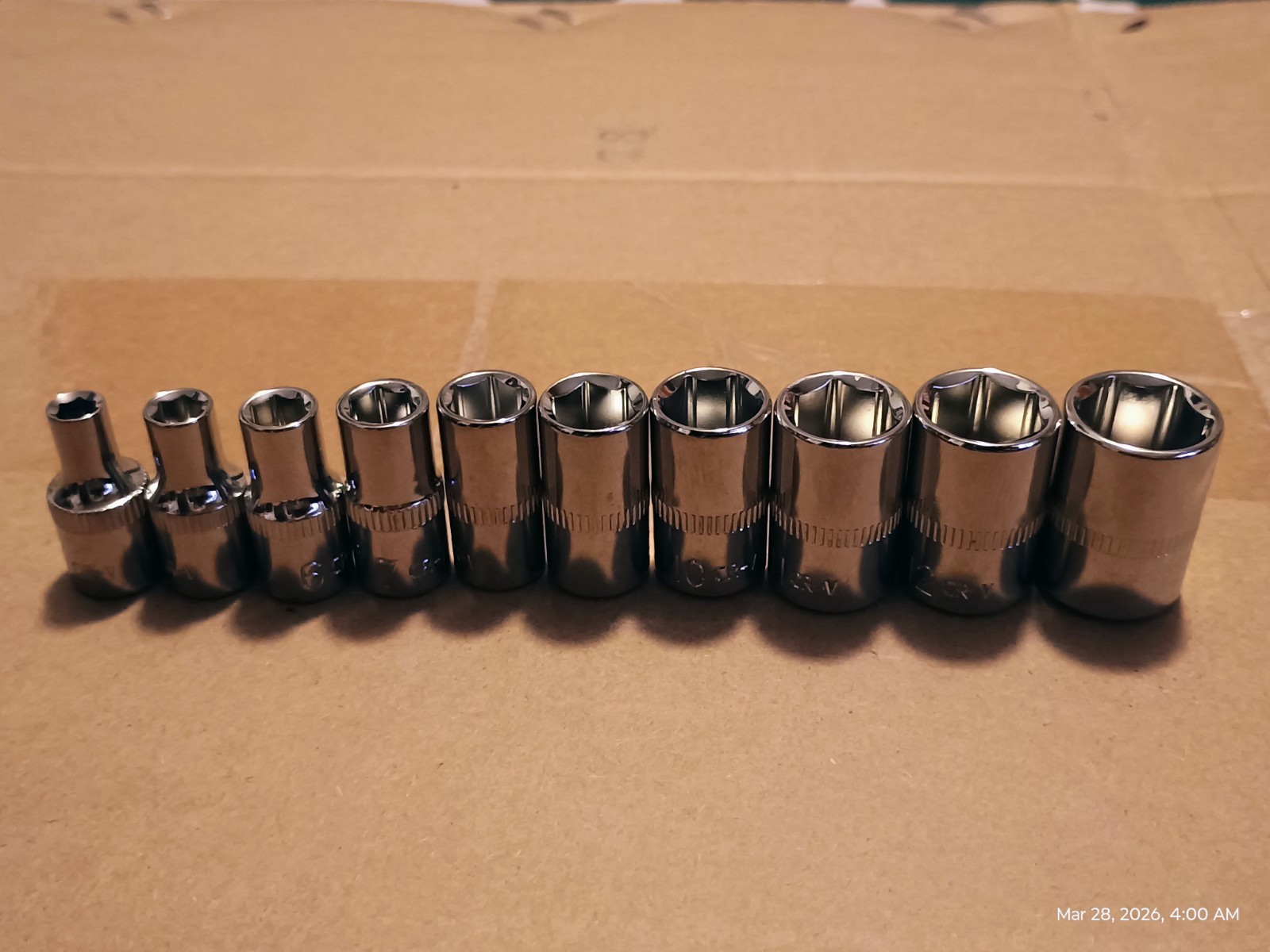 CHANNELLOCK 10 Piece SAE and METRIC 6 Point Standard Socket Set For 1/4″ Drive