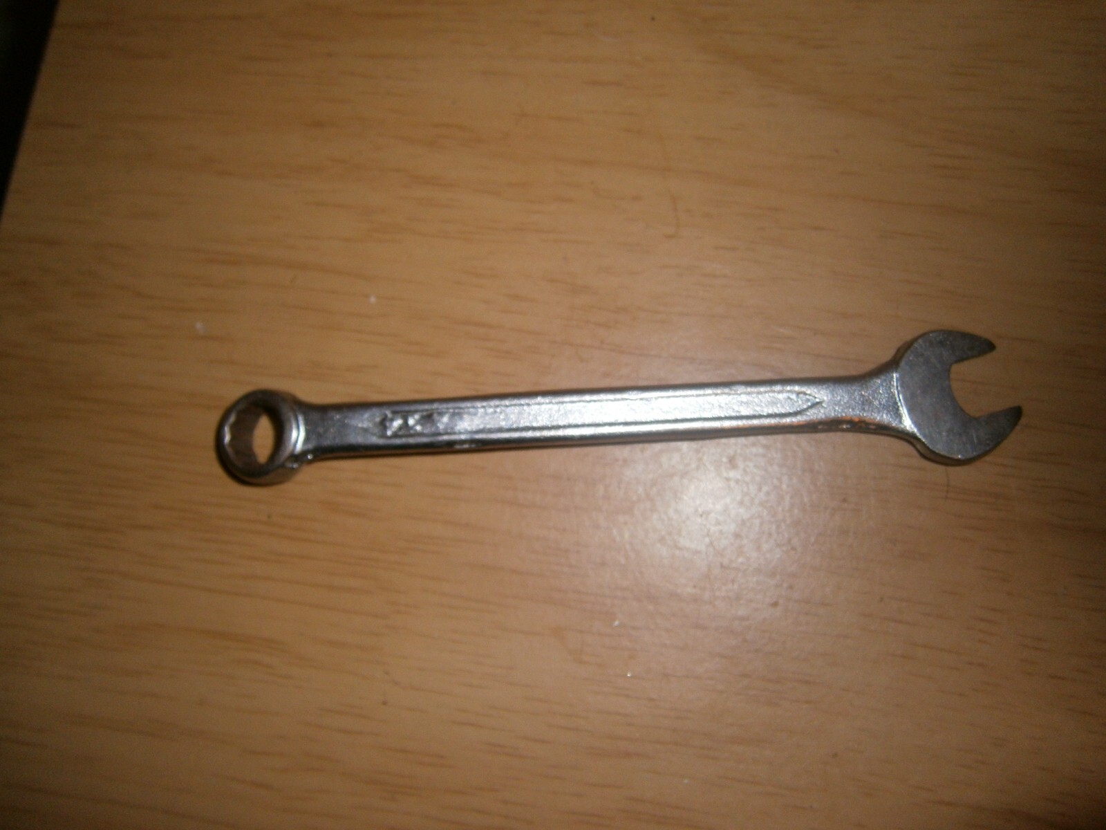 Vintage silver tone spanner. 10 mm both ends (E6b)