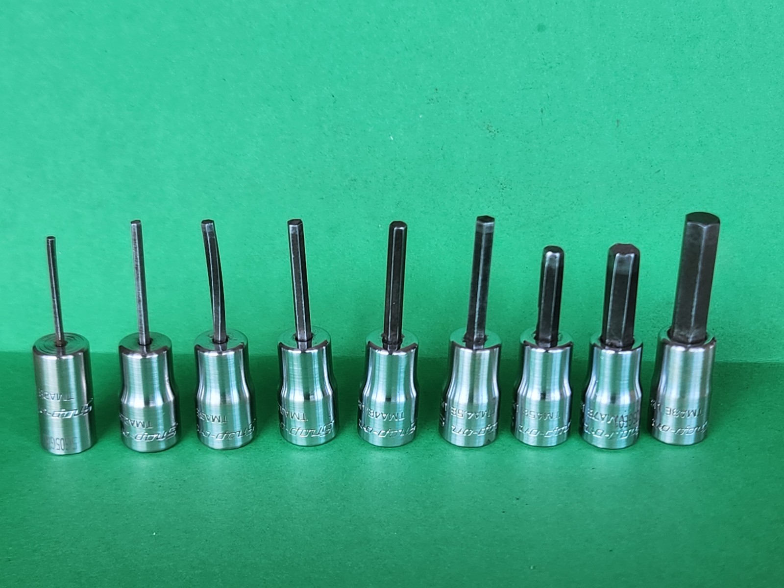 Snap On 9 pc 1/4″ Dr. SAE Hex Driver Bit Socket Set 1/16″-1/4″ V6