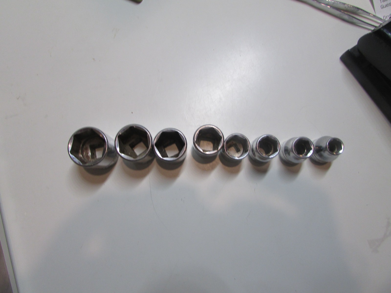 SNAP ON – 8 Shallow Sockets, –3/8” Drive, 1–1/4 drive 6 point