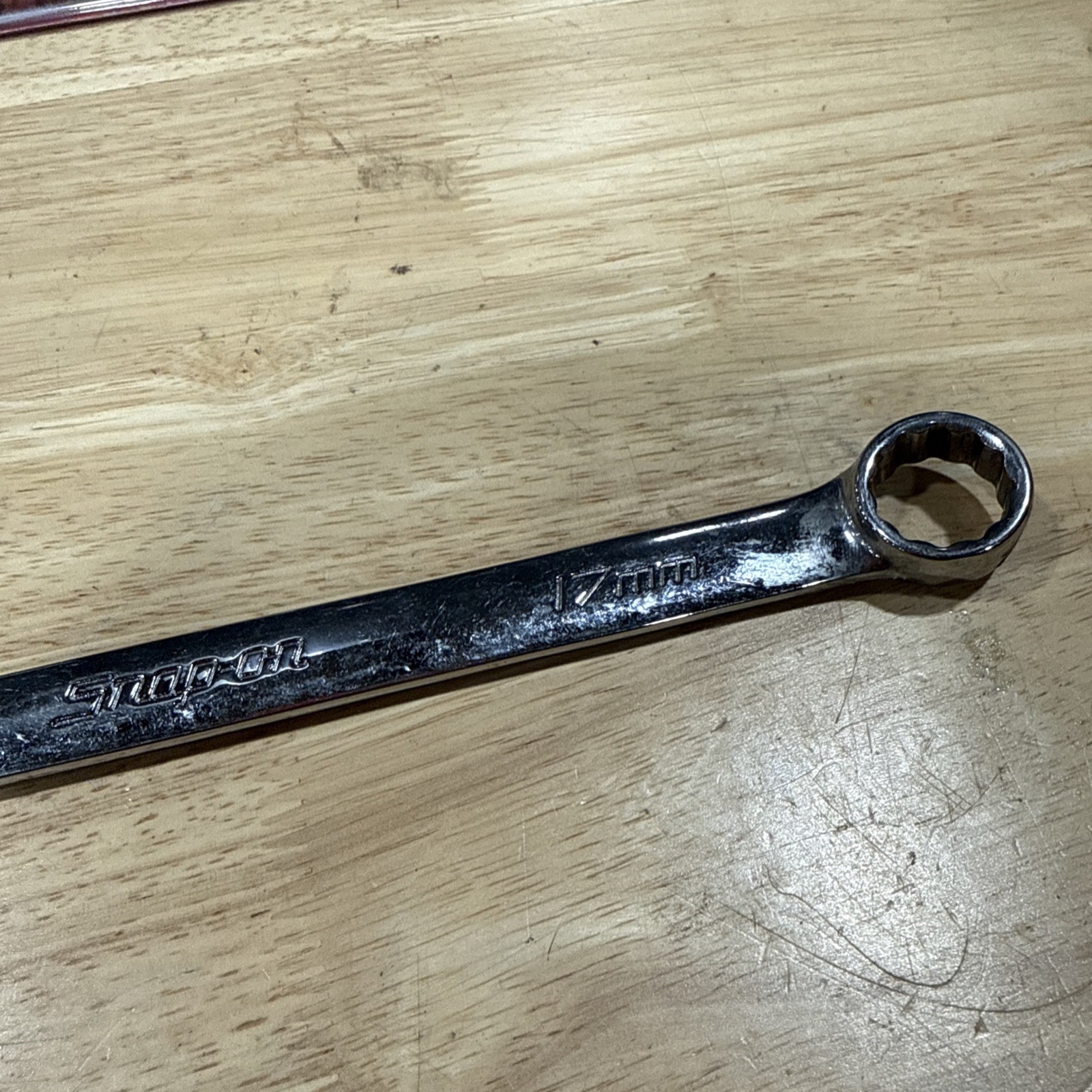 Snap On 17mm Metric Combination 12 Pt 10″ Wrench Model OEXM170B Made USA Used
