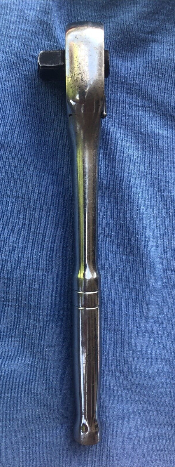 Kobalt 1/2 Inch Drive No. 337309 0916 Ratchet 10 Inches Long With Quick Release
