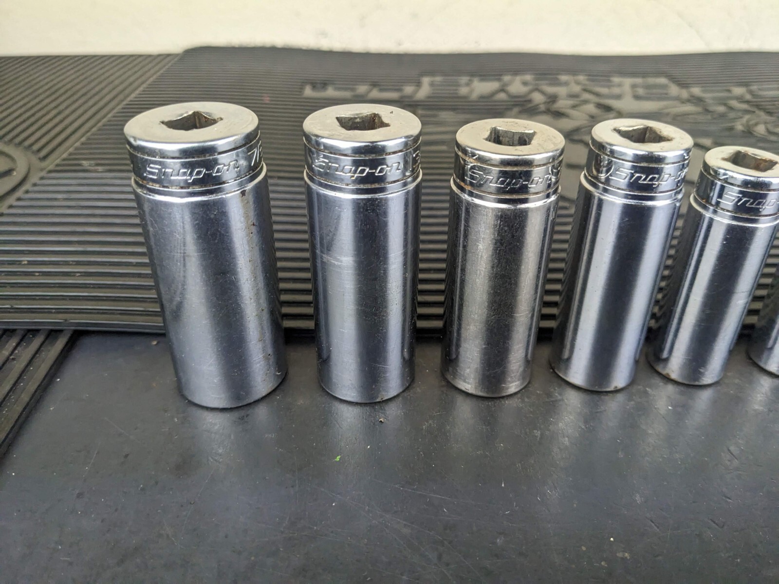 #bg229 Snap on Tools 211SFSY 3/8″ Drive Deep Chrome Socket Set Socket Set
