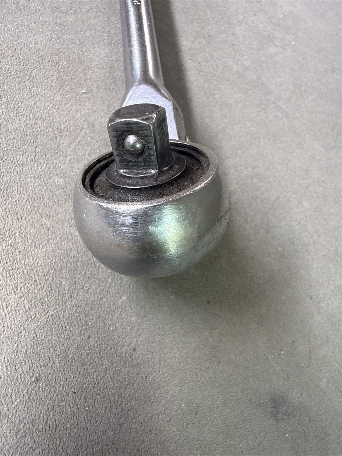 Vintage Champion Plug-Master Swivel Head Flex-Head Ratchet CT-405 3/8″Drive