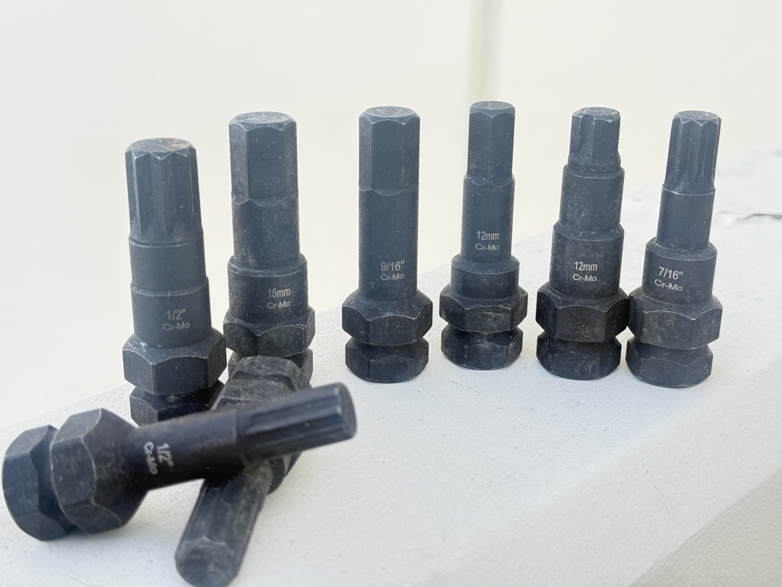 16pc Auto Locking Lug Nut Socket Master Key Set Wheel Hex Star Spline Fluted