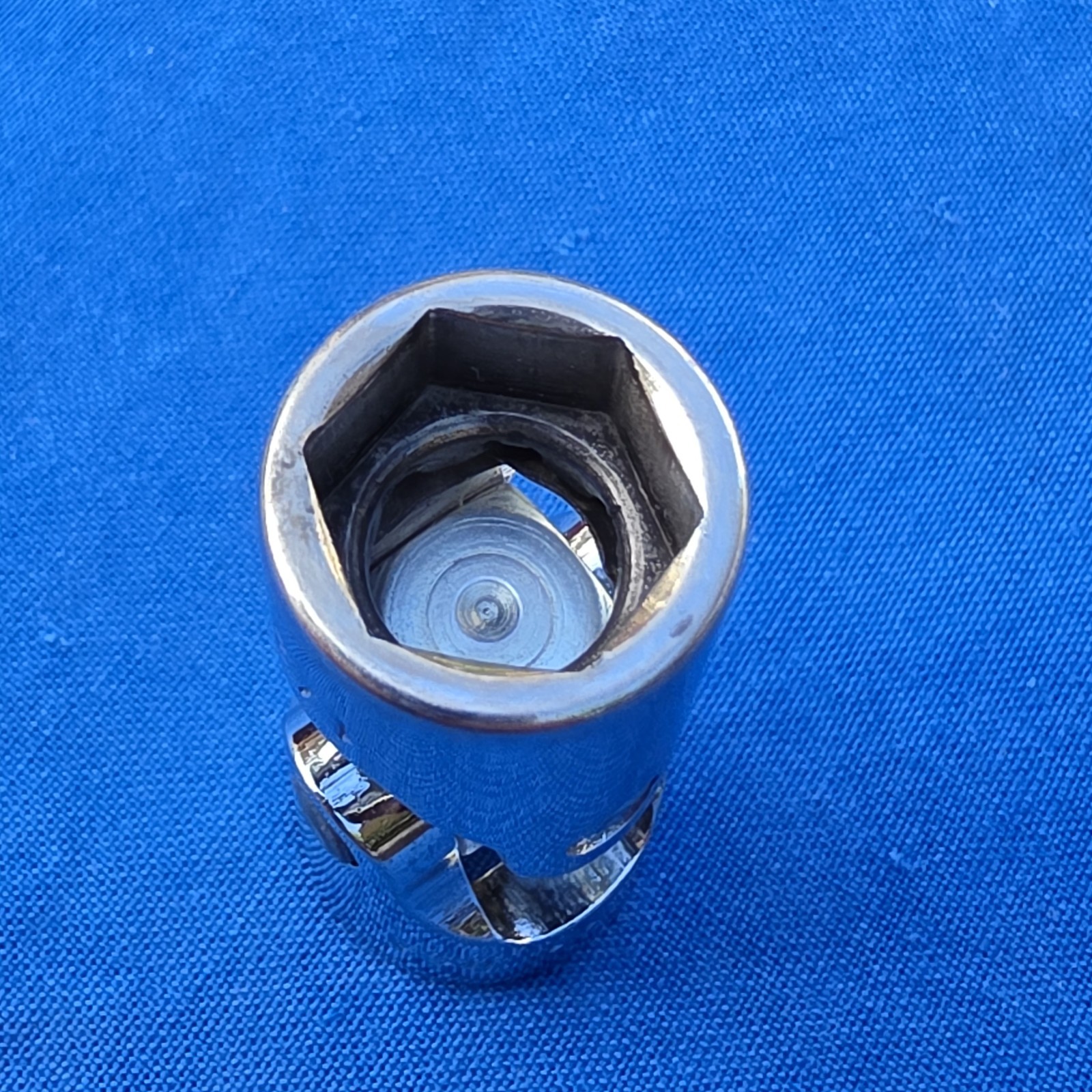 Cornwell U2116 Universal Swivel Flex Socket 3/8 Drive 12 Pt. 1/2″ USA