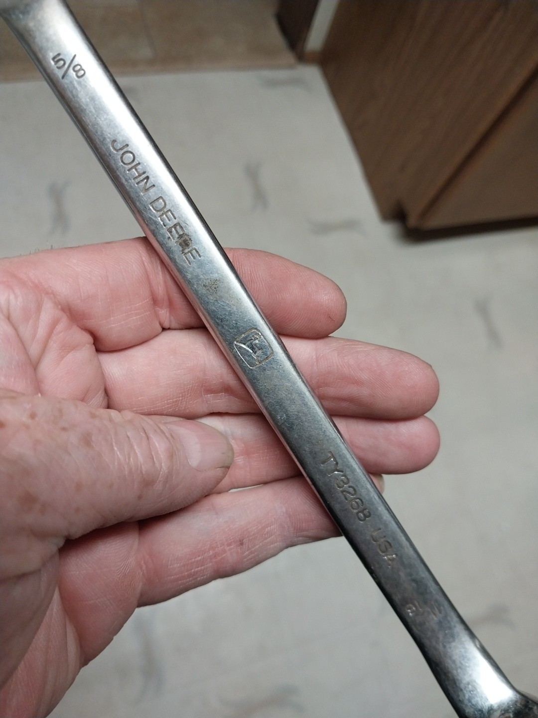 Vintage Deere Box End Wrench TY3268 USA 5/8″-11/16″