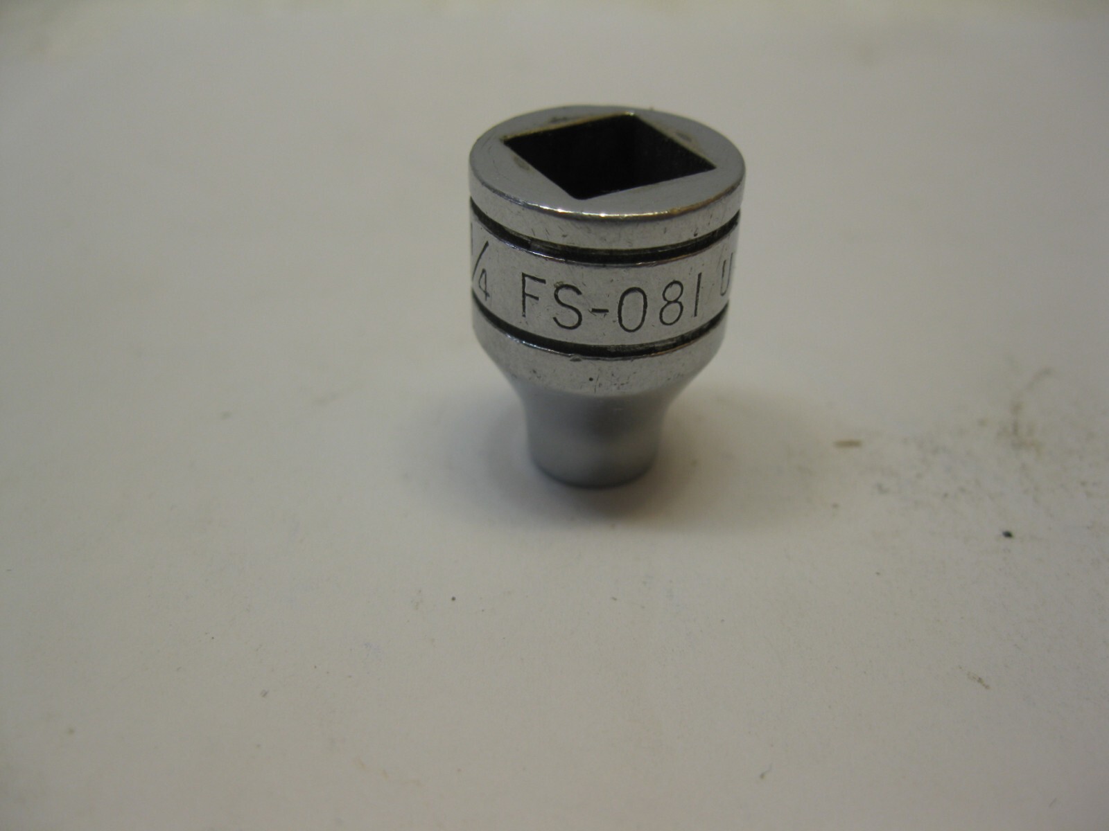 Snap-on tools USA 3/8″ drive 1/4 SAE 6 point SAE Shallow Socket FS-081