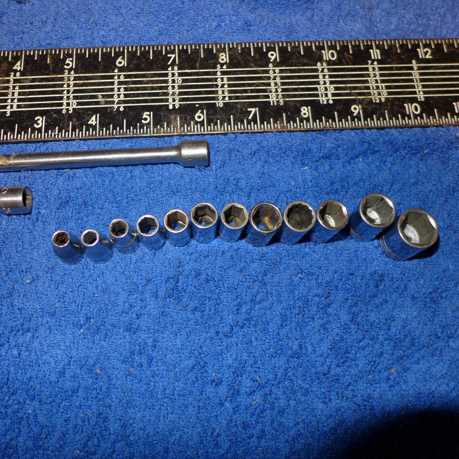 Craftsman 1/4″ drive socket lot, mostly V’s 14 pieces, read description