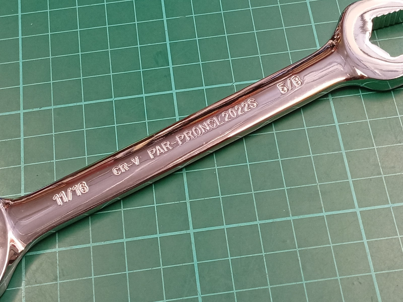 New Paramount, 5/8″ x 11/16″ AF, Non Slip CR-V, Open Ended Spanner, Taiwan