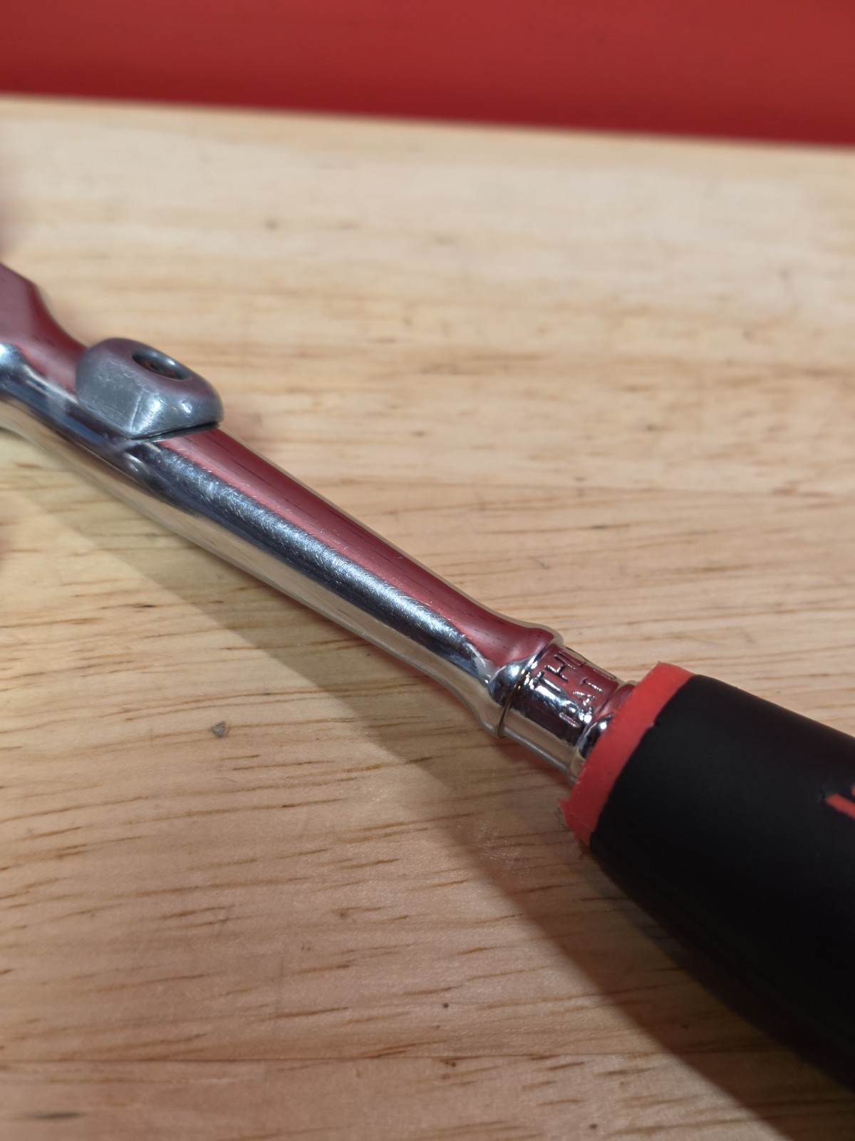 Snap-on THLX72 1/4″ Locking Flex Head Soft Grip Ratchet RED & Blue-Point Spinner