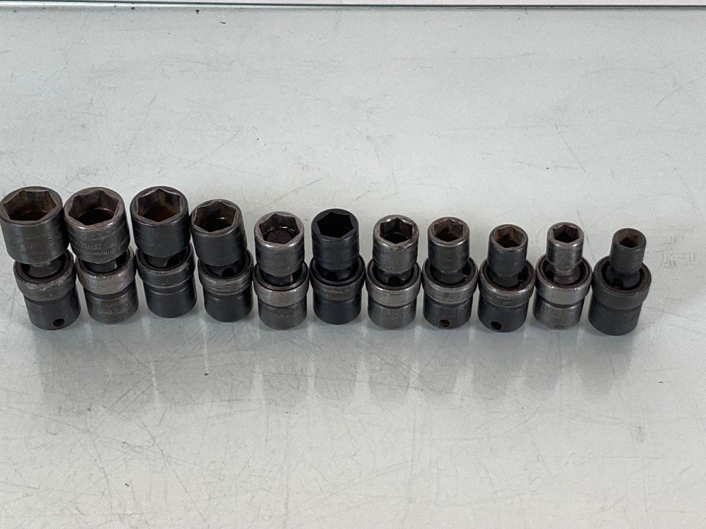 Snap-on 3/8″ 212IPFM Drive 6 Point Metric Swivel Impact Socket Set 11PC 9mm-19mm