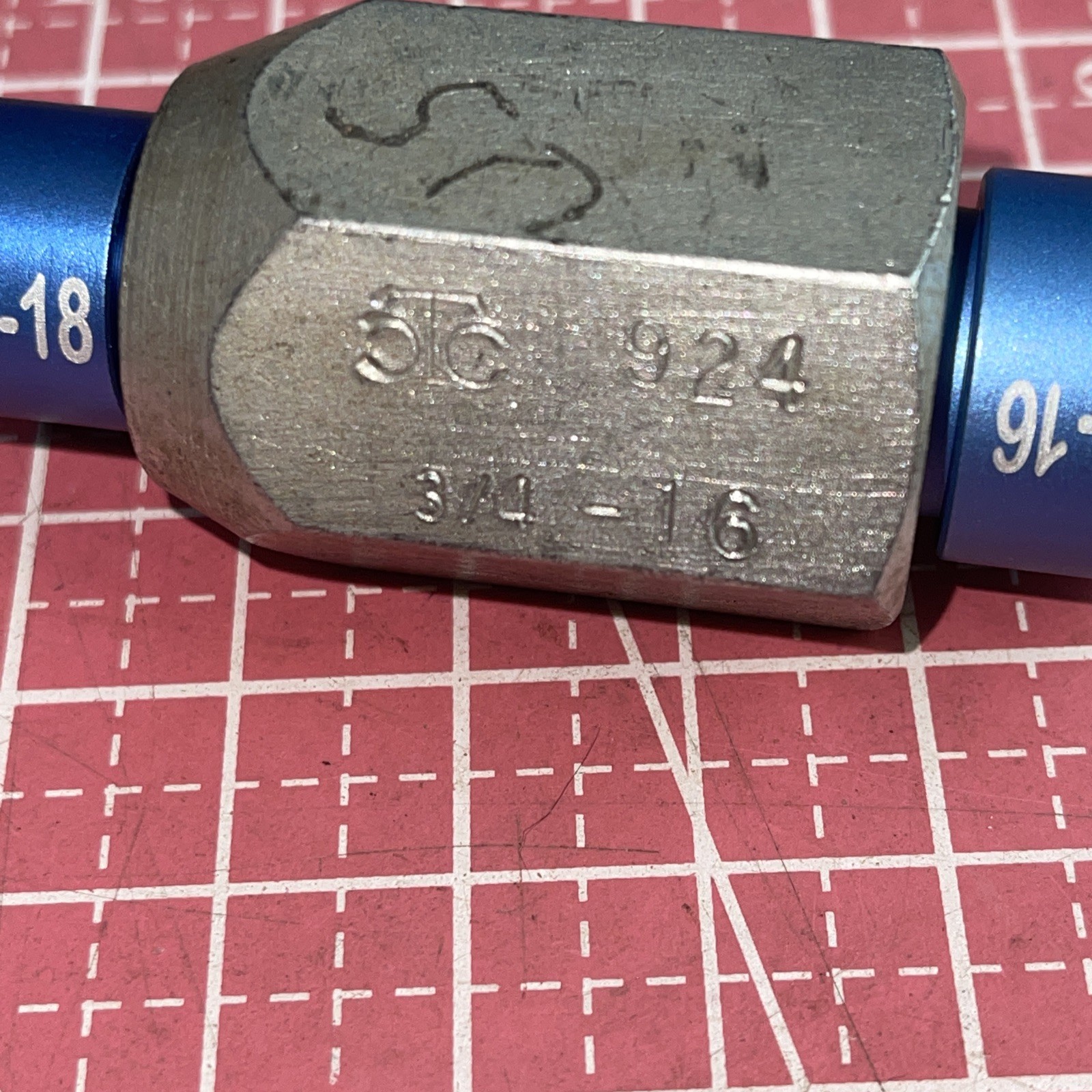 OTC USA 924 Push Pull Adapter 3/4-16 Female To 5/8-18 Female Connector Vintage