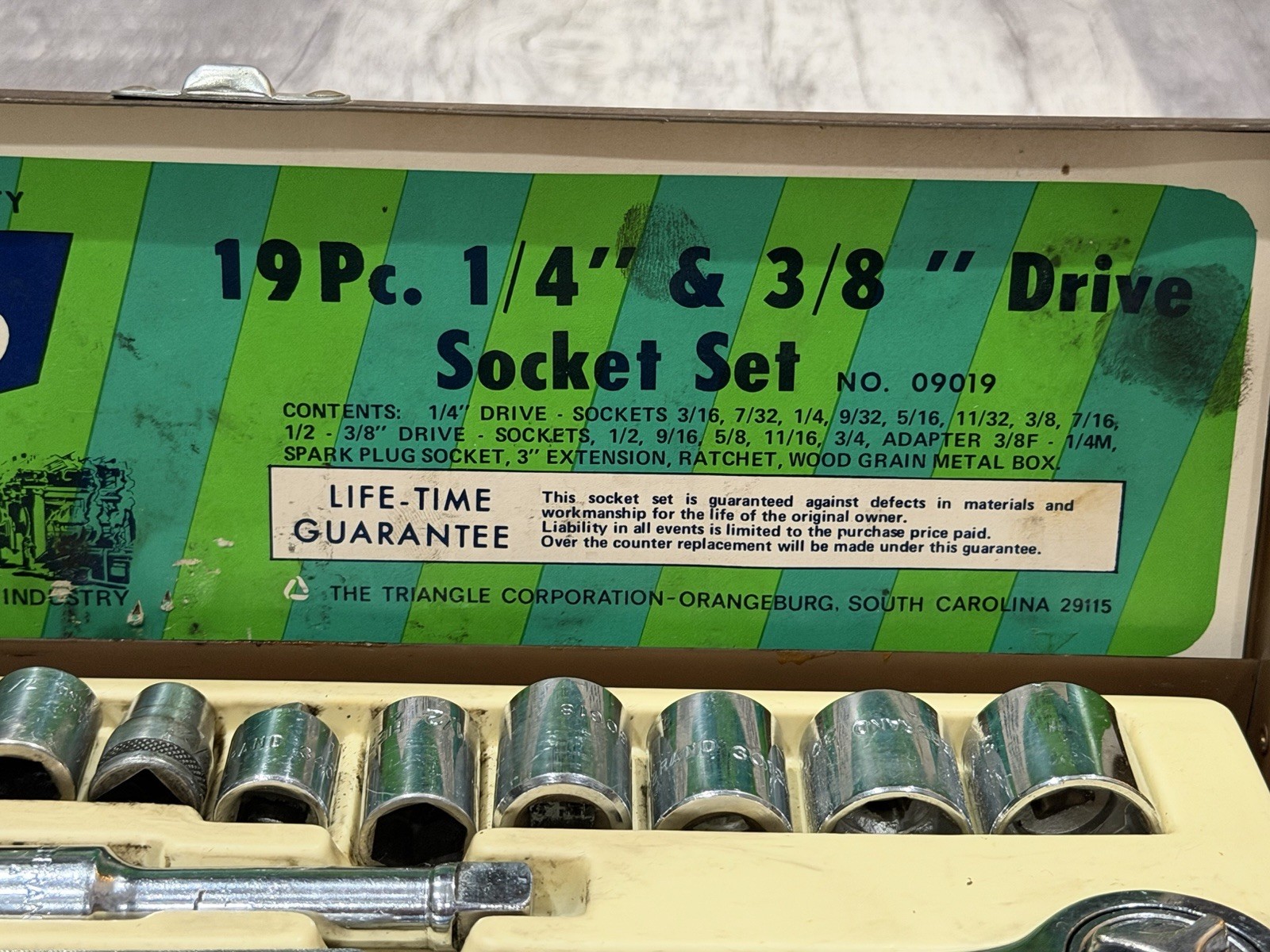 VINTAGE Herbrand 19PC 1/4” & 3/8″ Chrome Plated Drive Socket Set (09019)/USA