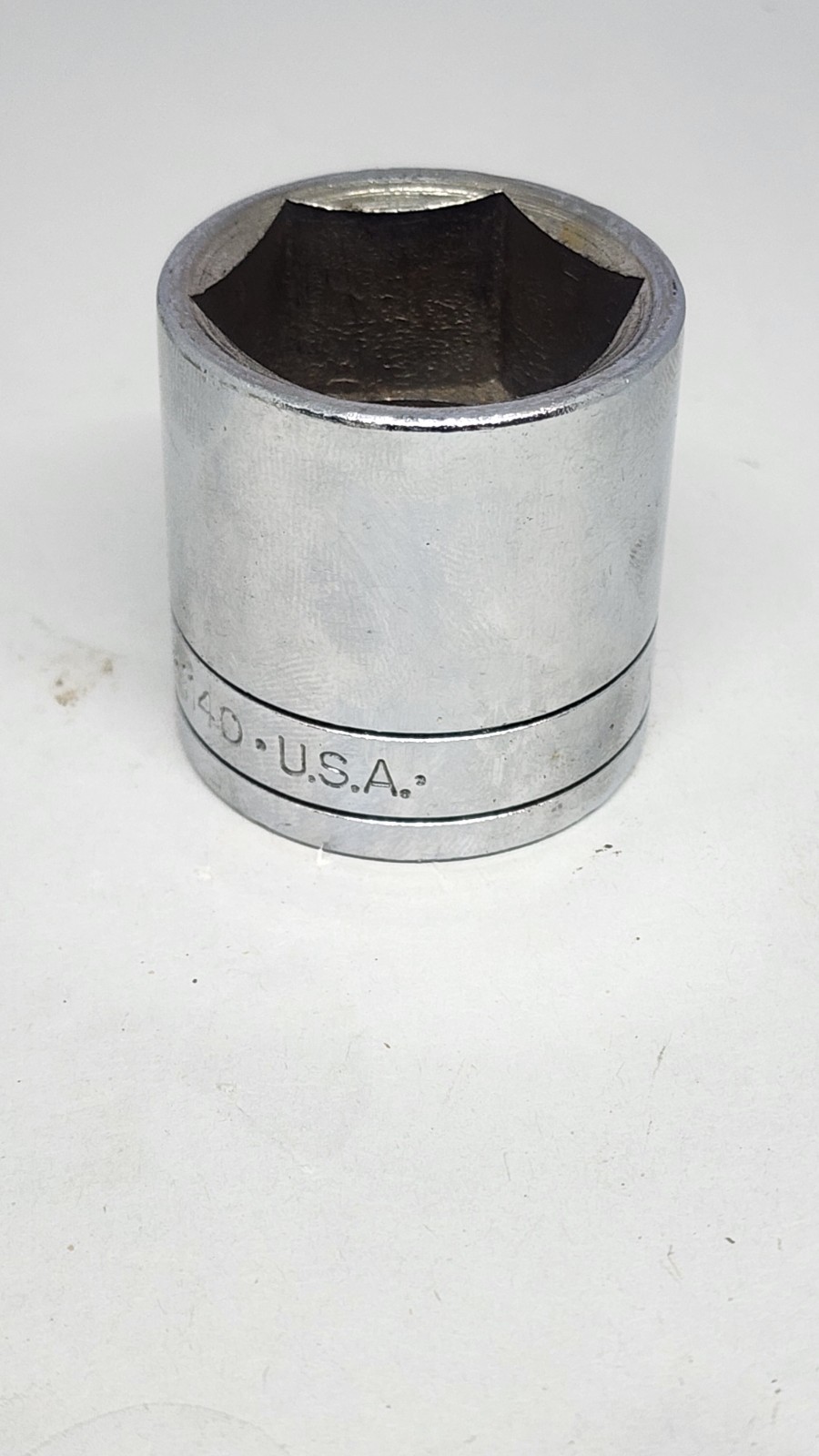 S-K TOOLS USA 41140. 1/2″ DRIVE, 1-1/4″ SOCKET, SHALLOW, 6 POINT.