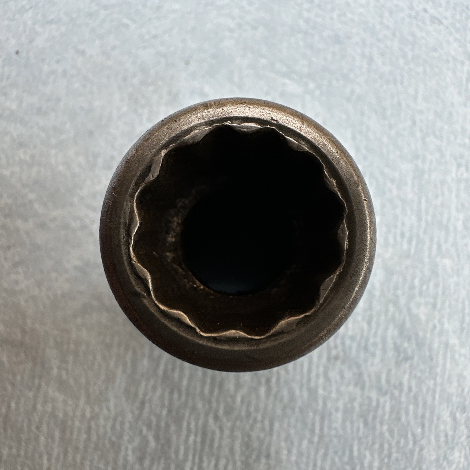 Snap-on IMDM150A Metric 1/2″ Drive 15mm Shallow Impact Flank Drive Socket 12pt